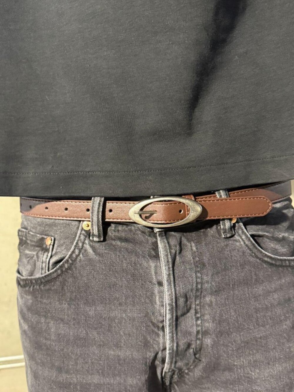 Slim Brown Oval Buckle 90s Belt